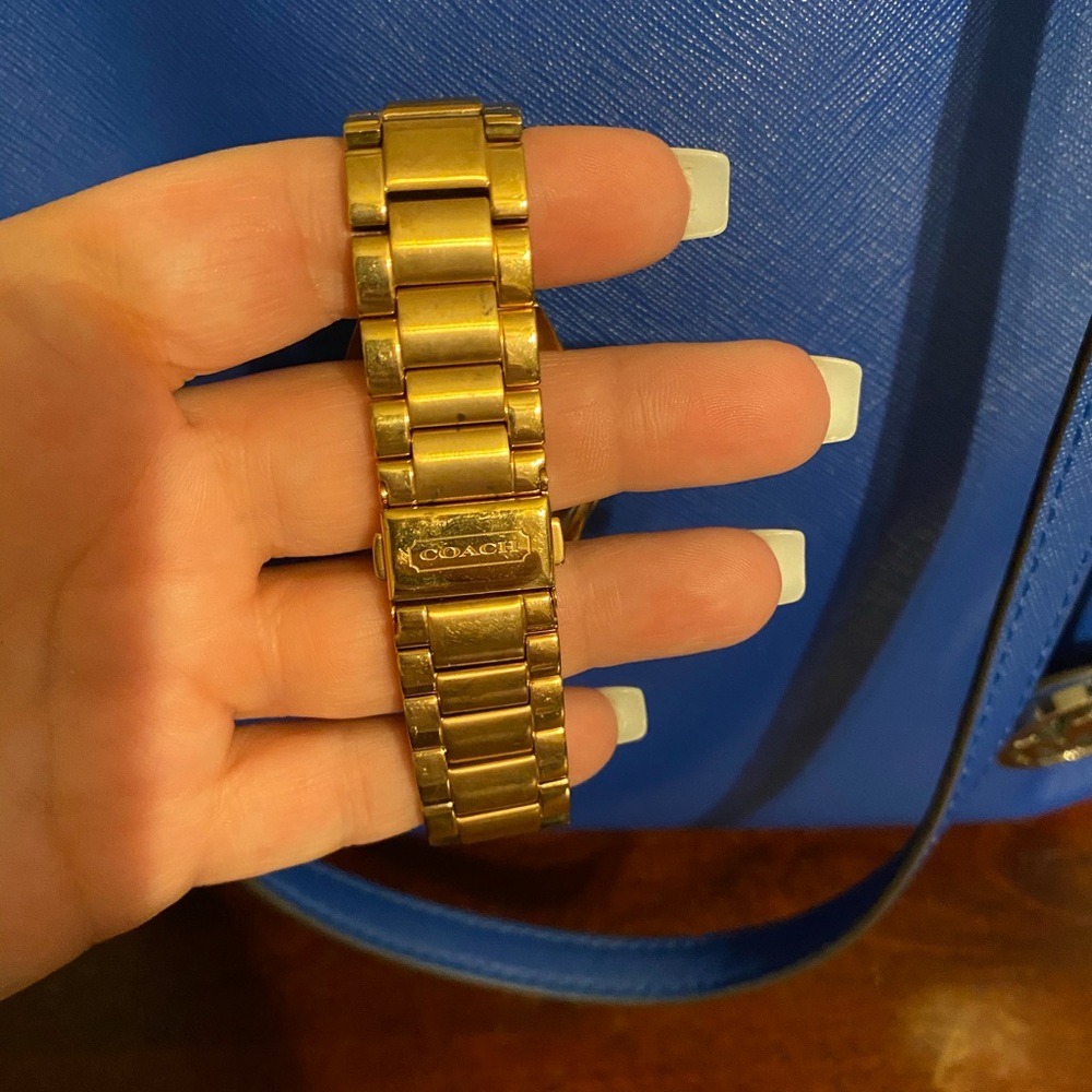 Coach Watch - Picture 2 of 3